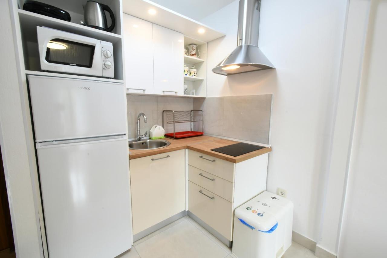Novak Apartment *
